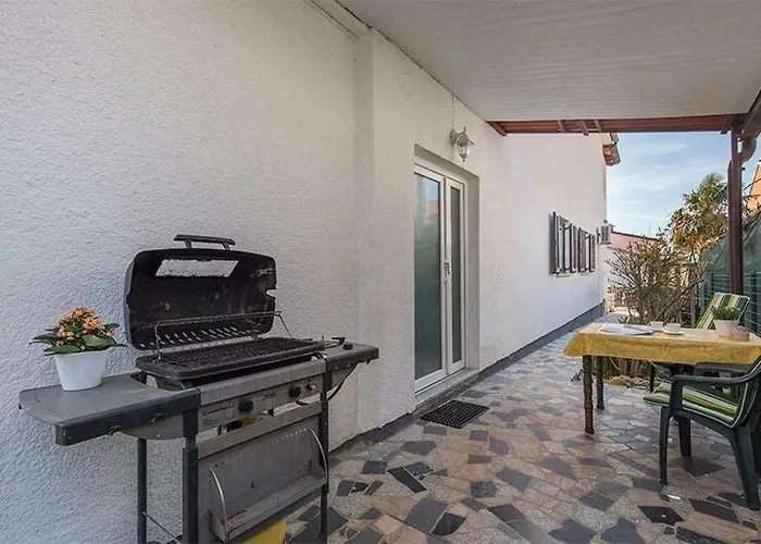 Novigrad 2536a * Novigrad Istria